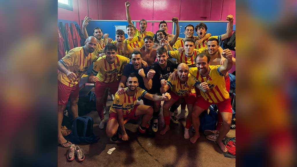 ⚽ El Roquetenc mostra la seua solidesa i encadena tres triomfs seguits 

▶ LA NOTÍCIA: ebresports.cat/el-roquetenc-m…

<a href="/CFSantaBarbara/">CF Santa Bàrbara</a> <a href="/laplanaradio/">La Plana Ràdio</a>, <a href="/CDRoquetenc/">CD Roquetenc</a> <a href="/maccroquetes/">Miquel Angel Campos</a> <a href="/AjRoquetes/">Ajuntament Roquetes</a> <a href="/IMaigi/">Iᐯᗩᑎ GᗩᖇᑕIᗩ ᗰᗩIGí 🎗</a> <a href="/esportcat/">Esports</a>, <a href="/futbolcat_info/">Futbol Catala</a> <a href="/FCF_CAT/">Federació Catalana de Futbol</a>, <a href="/Gol_Cat/">GolCat</a> <a href="/cat_futbol/">Cat Futbol</a> #3cat18