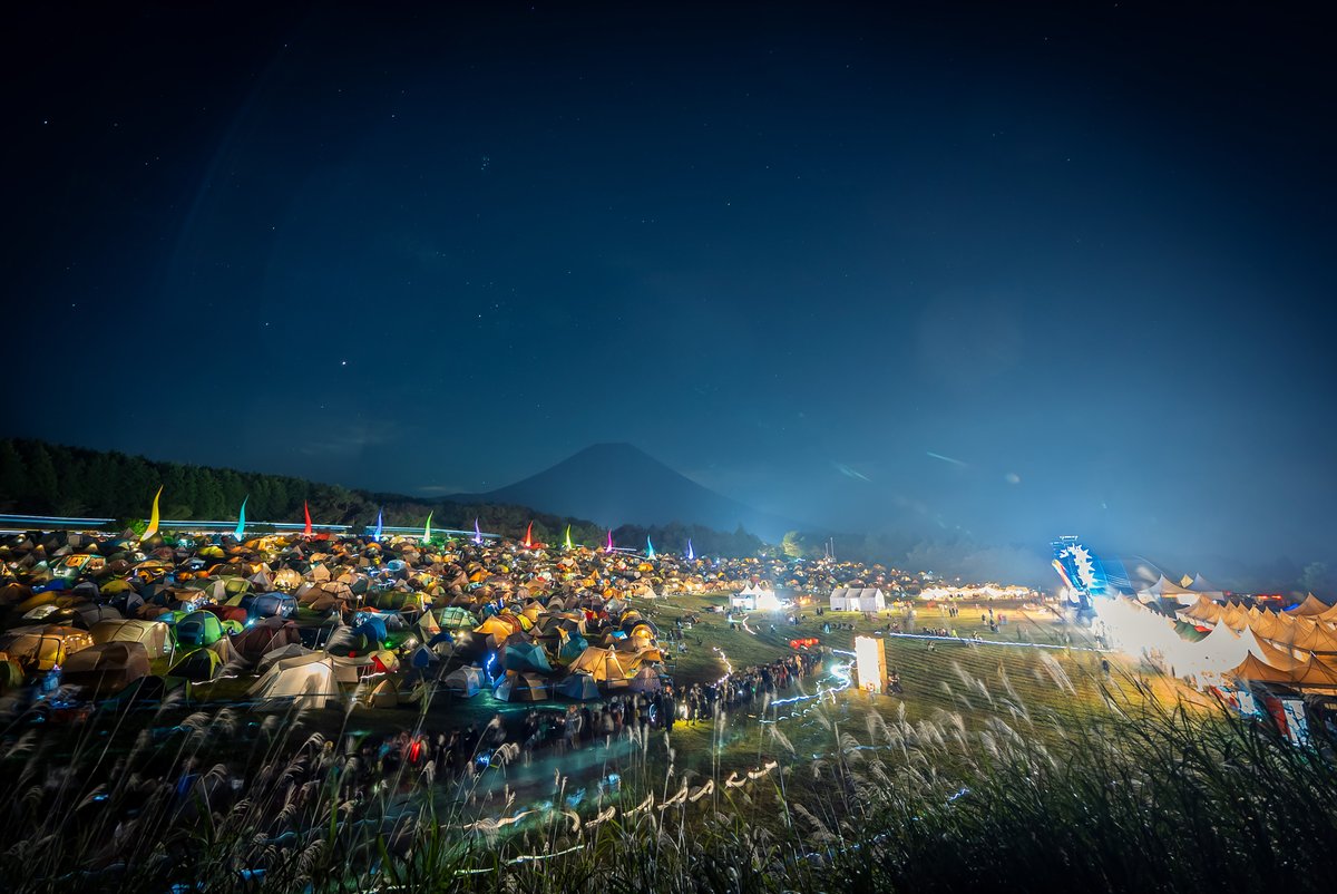 ASAGIRI JAM - 朝霧JAM (@asagirijam) on Twitter photo ╭━━━━━━━━╮
OK!ASAGIRI!
╰━━━v━━━━╯
J-WAVE「GRAND MARQUEE」
毎週水曜は #朝霧JAM '25 コーナーOA🗻
今日の18:25ごろから!
<a href="/Festival_Life/">Festival Life</a> 編集長 津田昌太朗さんと
朝霧JAMの魅力をお届け👏
ぜひお聴きください〜
📻radiko.jp/share/?t=20251…
#マーキー813 ╭━━━━━━━━╮
OK!ASAGIRI!
╰━━━v━━━━╯
J-WAVE「GRAND MARQUEE」
毎週水曜は #朝霧JAM '25 コーナーOA🗻
今日の18:25ごろから!
<a href="/Festival_Life/">Festival Life</a> 編集長 津田昌太朗さんと
朝霧JAMの魅力をお届け👏
ぜひお聴きください〜
📻radiko.jp/share/?t=20251…
#マーキー813