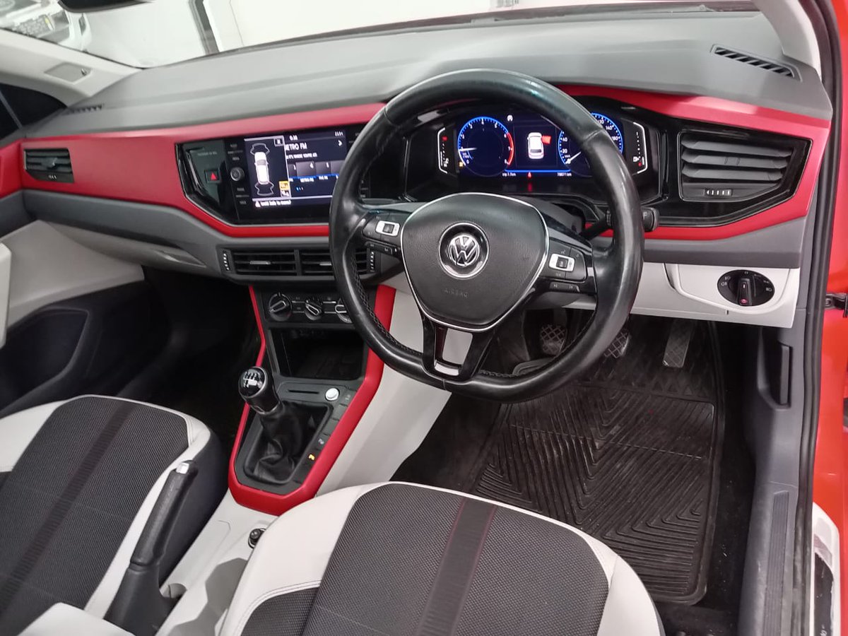 REALHAZEL_CAR's tweet photo. 2020 Volkswagen polo TSI Highline  

Mileage :78000km
Transmission:Manual
Color:Red
Fuel:Petrol 
Body Type:Hatchback 
Extras:Electric windows 

Cash Price R275 000

Installment Est R5 600pm

Call or WhatsApp 068 442 3162

 WhatsApp only 076 934 9110 https://t.co/ujGiifTYl3