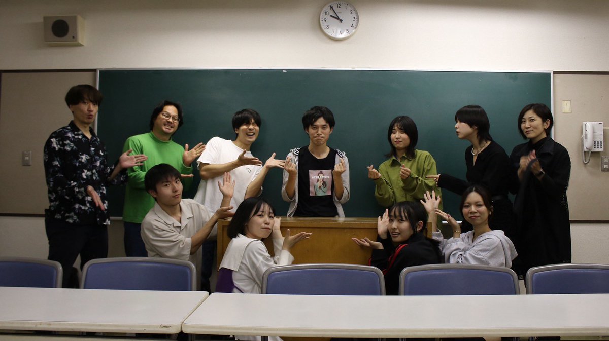 hikarinanao's tweet image. 🌸 #劇団青桜  #流転 情報まとめ🌸

 【 #愚図愚図 日程】
23(木) 19:00
24(金) 19:00
25(土) 15:30
26(日) 12:00
27(月) 15:30

🎫前売
一般3,800円 
応援4,800円

📍シアターバビロンの流れのほとりにて

ご予約⬇️
ticket.corich.jp/apply/394247/1…

応援札⬇️
forms.gle/awgVqwjQcghaGB…
※10/13（月）21:00迄