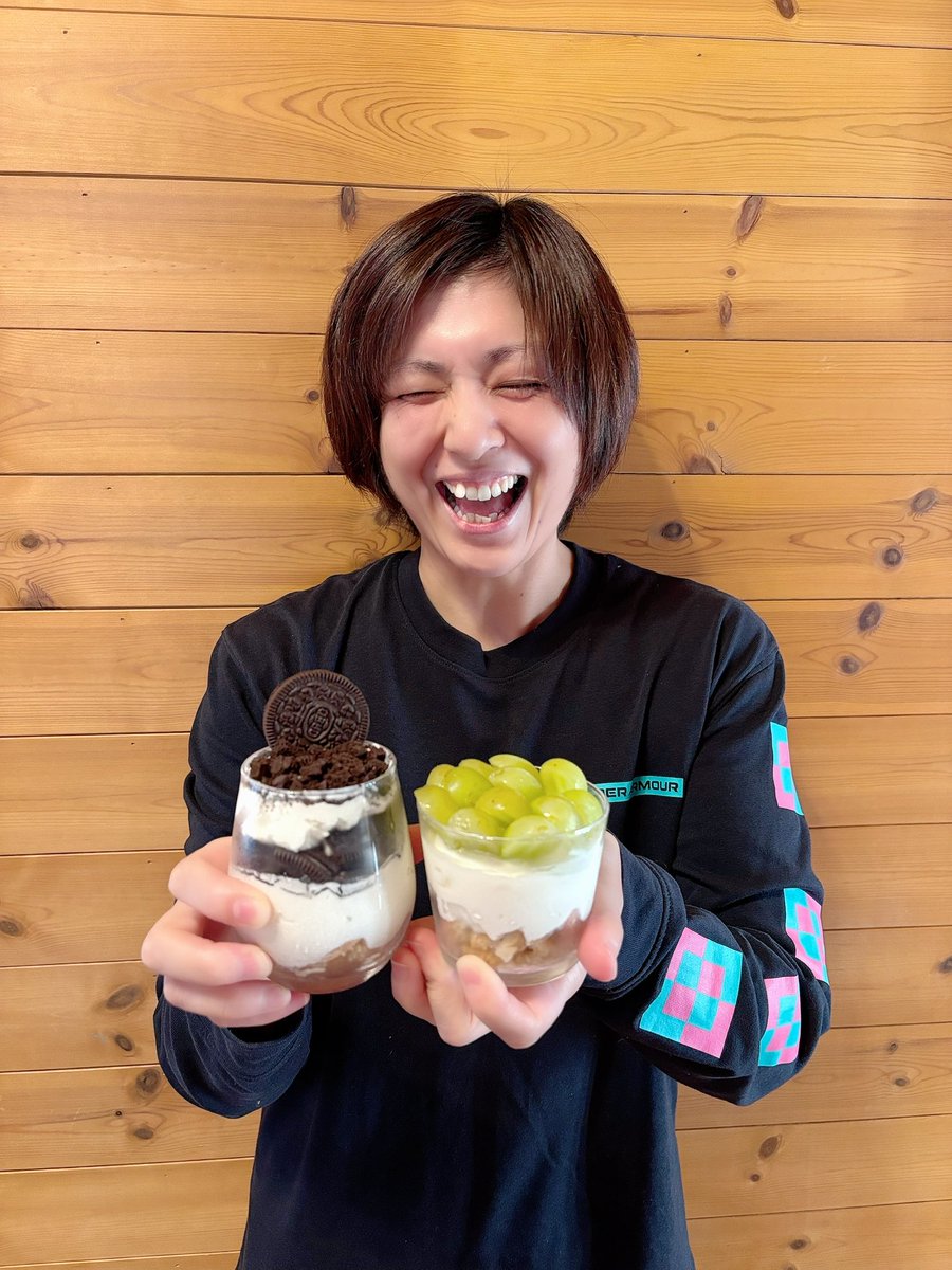 大好きなシャインマスカットとオレオで慧がチーズケーキを作ってくれました✨
大好きな組み合わせすぎて超ハッピー！
食欲の秋最高🥳🥳🥳