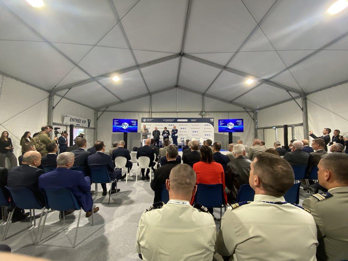 Crée il y a 19 ans par <a href="/CCI_95/">CCI Val-d'Oise  🇫🇷</a> (😜 <a href="/tchivitdji/">Gilbert Tchivitdji</a>) le Forum Entreprises Défense organisé par <a href="/CCI_Paris_IdF/">CCI Paris IdF</a> ouvre ce matin avec déjà 70% de visiteurs en plus... 

Une belle dynamique. 

<a href="/ccifrance/">CCI France 🇫🇷🇪🇺</a>