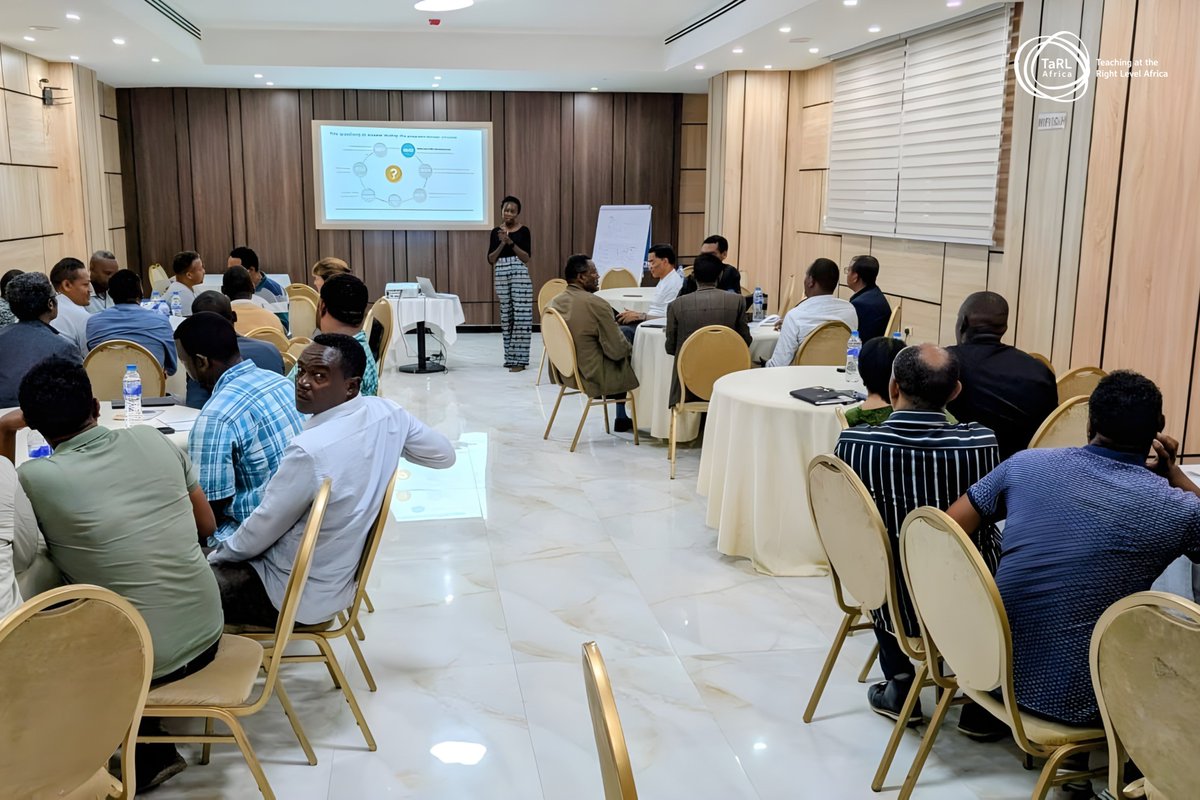 TaRL_Africa's tweet image. Exciting energy in Adama! 🇪🇹
Leaders from 4 regions, @UNICEFEthiopia & @imagine1day are shaping what TaRL will look like across Ethiopia with great facilitation by Jackline Ochiel & Osir Omondi.
Partnerships powering learning for all!
#FoundationalLearning #LearningForAll