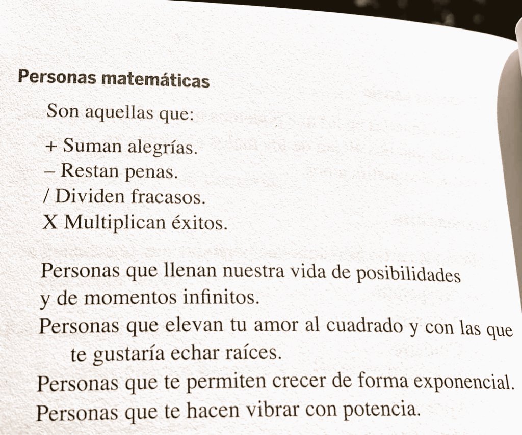 Gabrielle00j's tweet image. #Buenos_días 🍂🍁🌞
#Feliz_Miercoles ☕