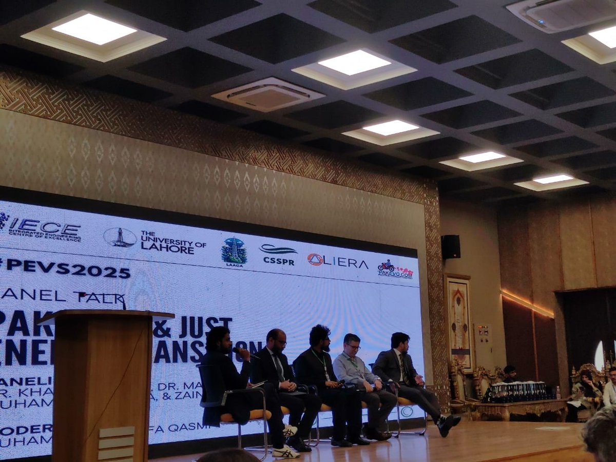 CSSPR_UOL's tweet image. The second panel entitled &quot;Pakistan and Just Energy Transition&quot; has begun. It is being moderated by Huzaifa Qasmi, and its panelists are Dr. Khalid Waleed, Dr. Majid Waleed, Syed Muhammad Osama, and Zain Maulvi.