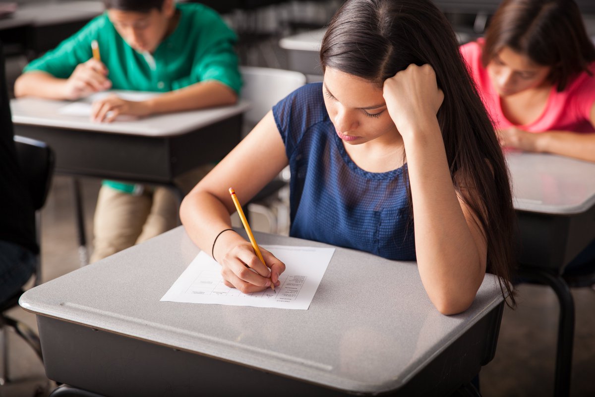Good luck to our Year 12 A Level Maths students competing in the UKMT Senior Maths Challenge tomorrow! 🧠✨A fantastic opportunity to showcase problem-solving skills &amp; boost UCAS applications!

More info 👉 ukmt.org.uk/senior-challen…