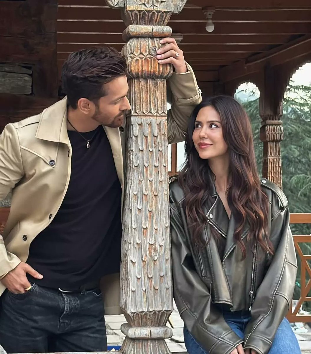 alldatmatterz_'s tweet image. Ek Deewane Ki Deewaniyat Trailer: Intense Romance & Rivalry Begins
alldatmatterz.com/article/91473/…
#EkDeewaneKiDeewaniyatTrailer