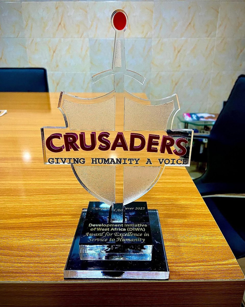 On October 4, 2025, DIWA received the Excellence in Service to Humanity Award at Crusaders Radio’s 7th Anniversary, recognizing our impact on vulnerable communities in west Africa. diwafrica.org
#GOLD #DIWA