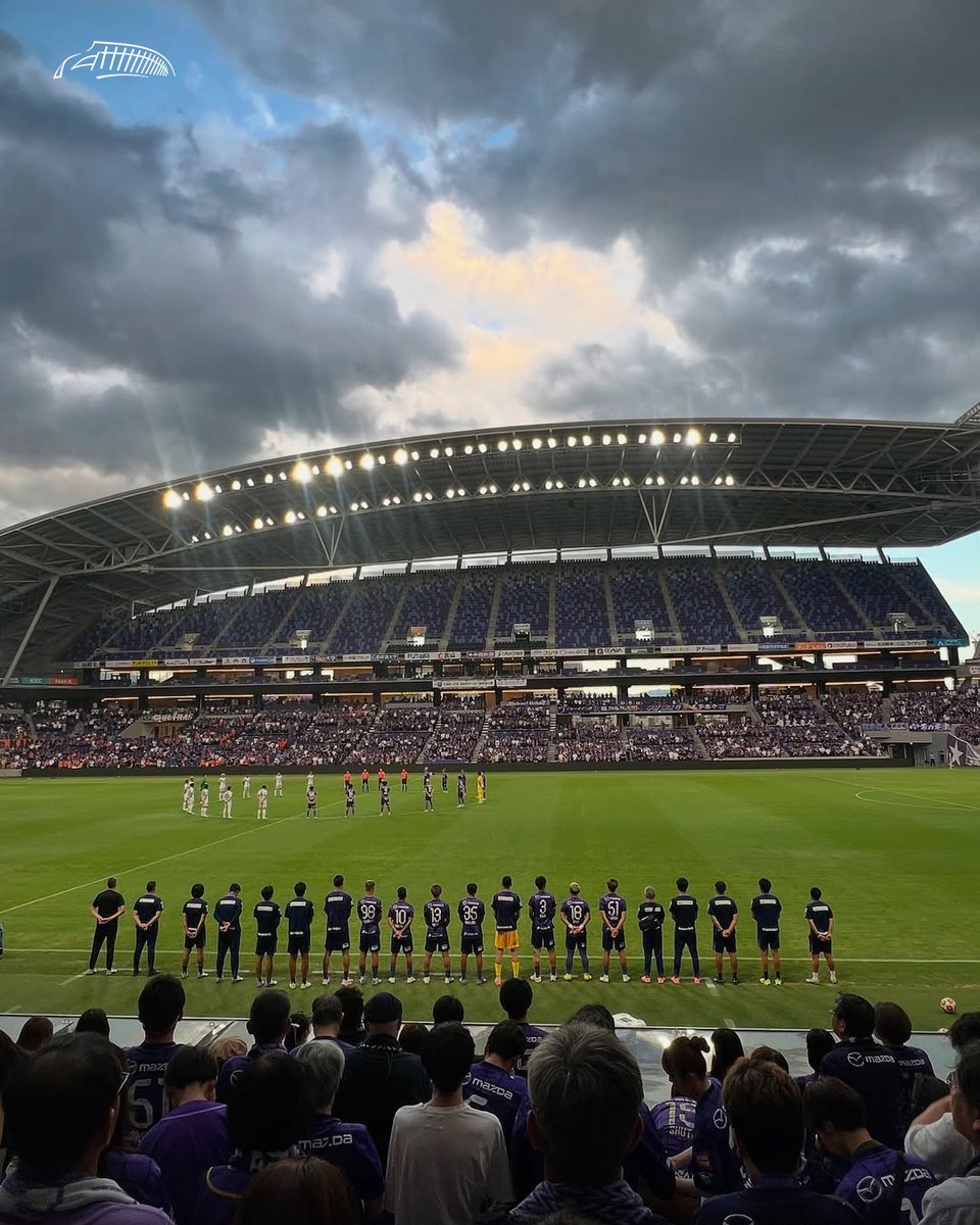 PeaceWingH's tweet image. It&apos;s time for another edition of Peace Wing moments from our followers! ⚽️💜🏟️🕊️

Don&apos;t forget to tag us at @peacewingh (X) and @peacewinghiroshima (IG) for a chance to be included in future posts!

#sanfrecce #hiroshima #projectone #peacewinghiroshima