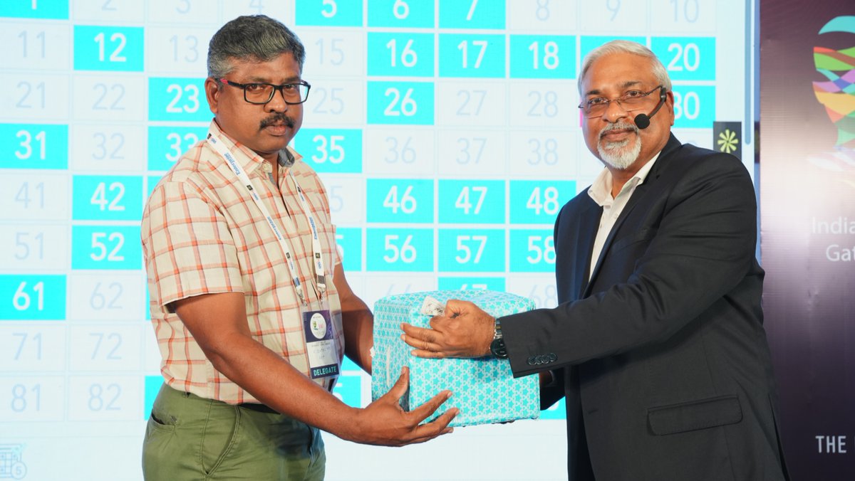 SolutionsSecure's tweet image. Celebrating 25 years of teamwork, trust &amp;amp; togetherness! 🎉

Our Coimbatore event was packed with stories, laughter &amp;amp; a fun round of Tambola.

Here’s to more moments that make the SNS family stronger! 💫

#SNSTurns25 #TeamSNS #25YearsStrong #CelebrationVibes