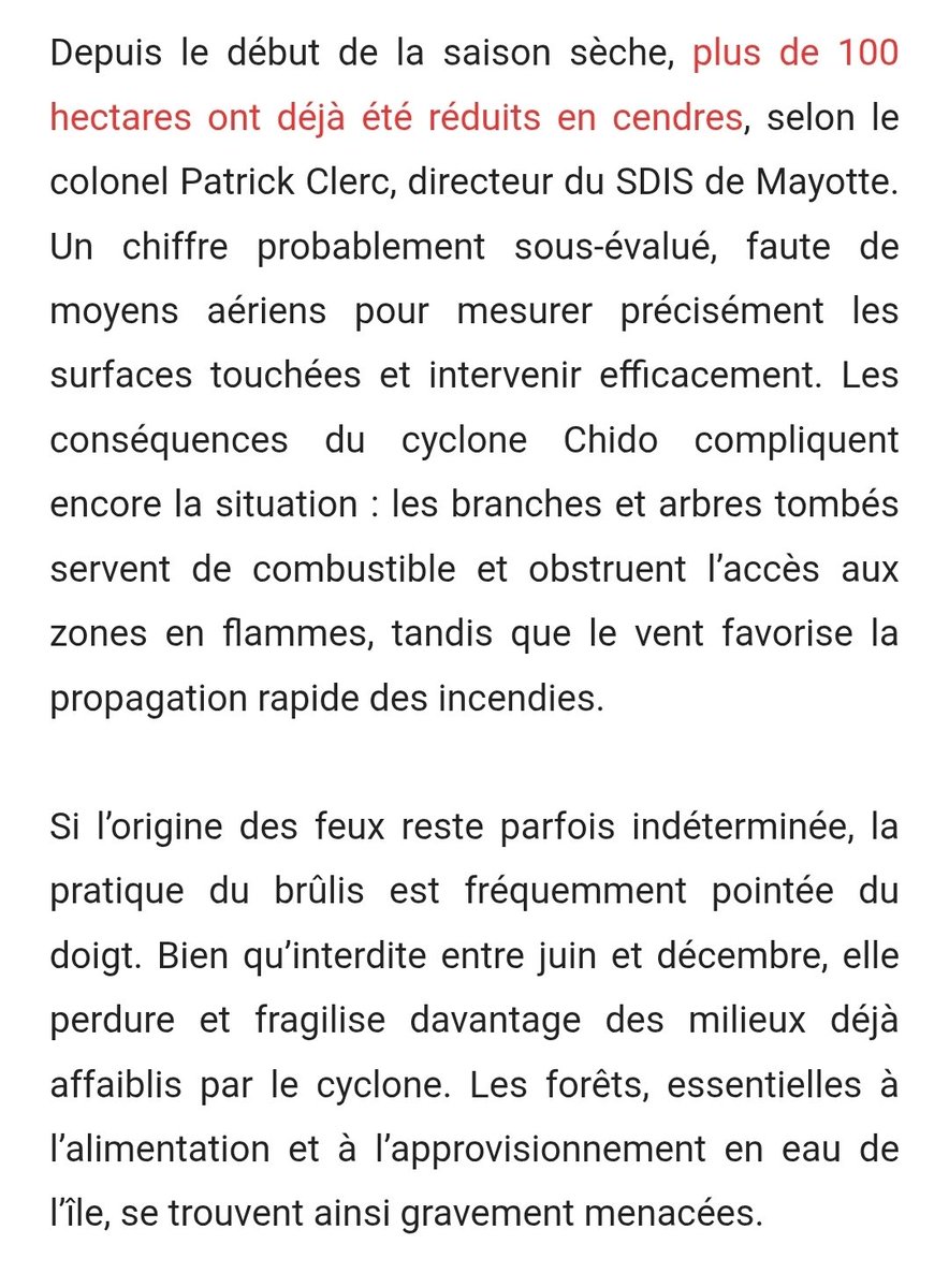 #MAYOTTE BRULE ET LES RENFORTS VONT À LA RÉUNION?! Les incendies (souvent volontaires) ravagent récoltes, écosystème: plus de 100 ha ont brûlé .<a href="/Interieur_Gouv/">Ministère de l'Intérieur</a> doit agir face à cette  stratégie de la terreur par le feu. Nos pompiers ont besoin de renforts+moyens de surveillance