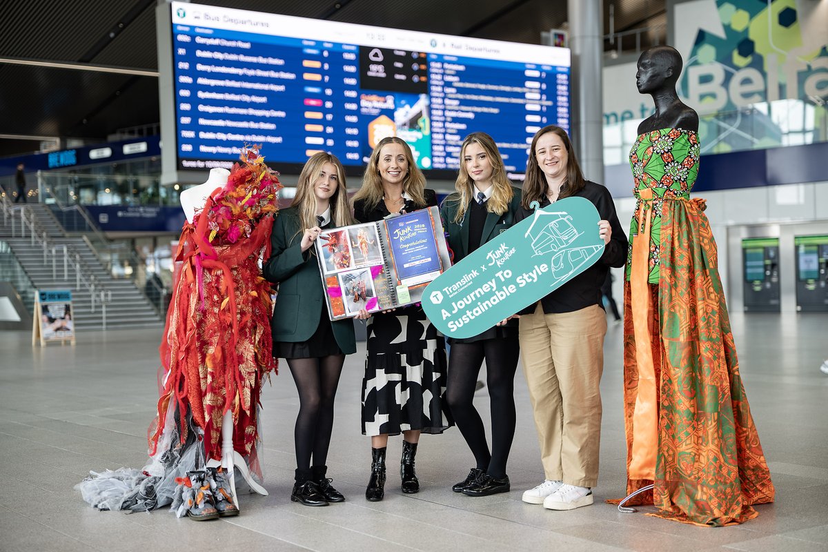 Calling all budding young fashion designers! Free sustainable fashion workshop on Saturday 11 October, 11am, courtesy of <a href="/Translink_NI/">Translink</a> and <a href="/junkkouture/">Junk Kouture</a>. If you're 16-19 express your interest via the link below:
 docs.google.com/forms/d/e/1FAI…