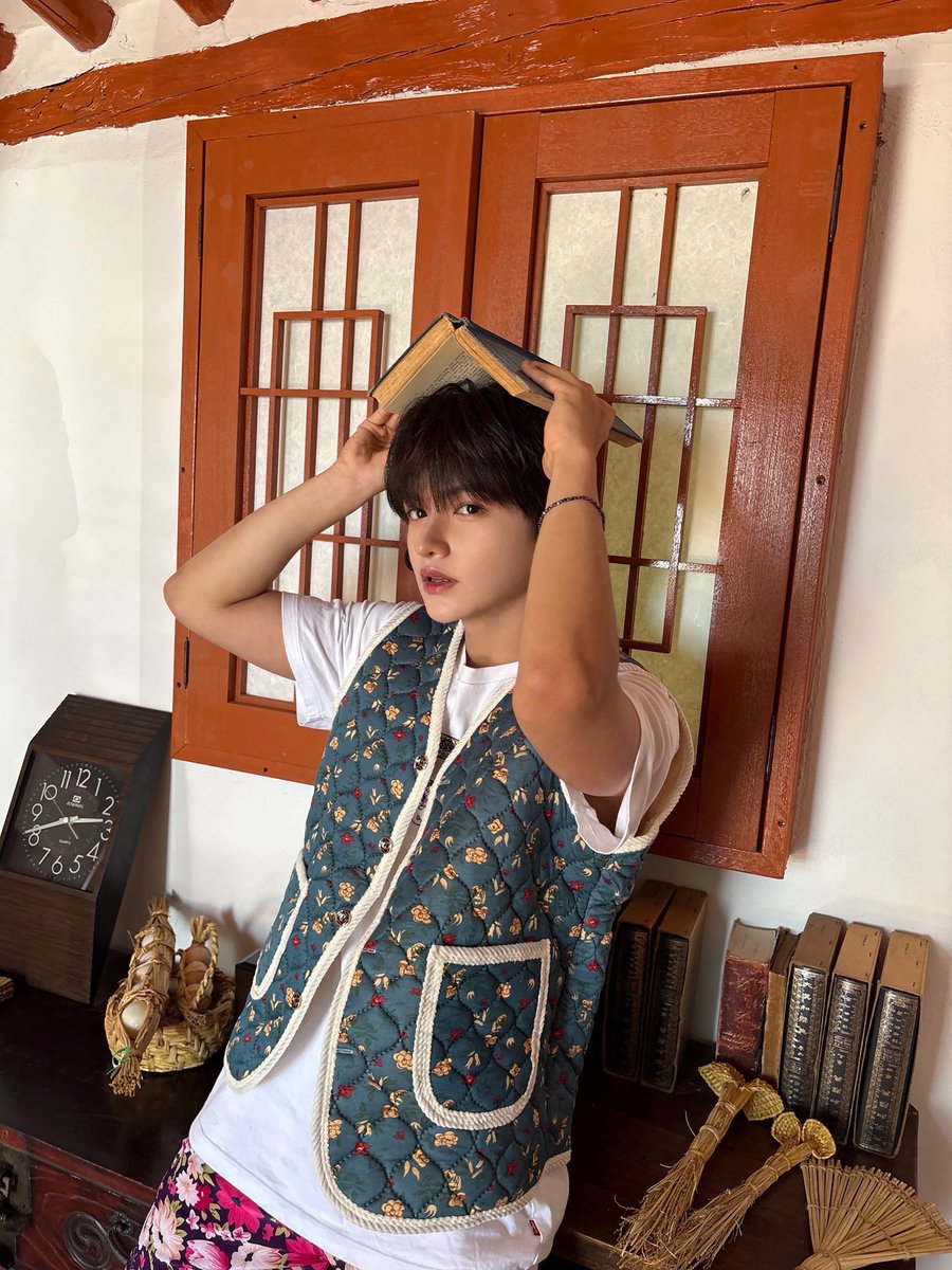 [#빛] 

연휴가 끝나간다아

#BAE173 #비에이이173
#BIT