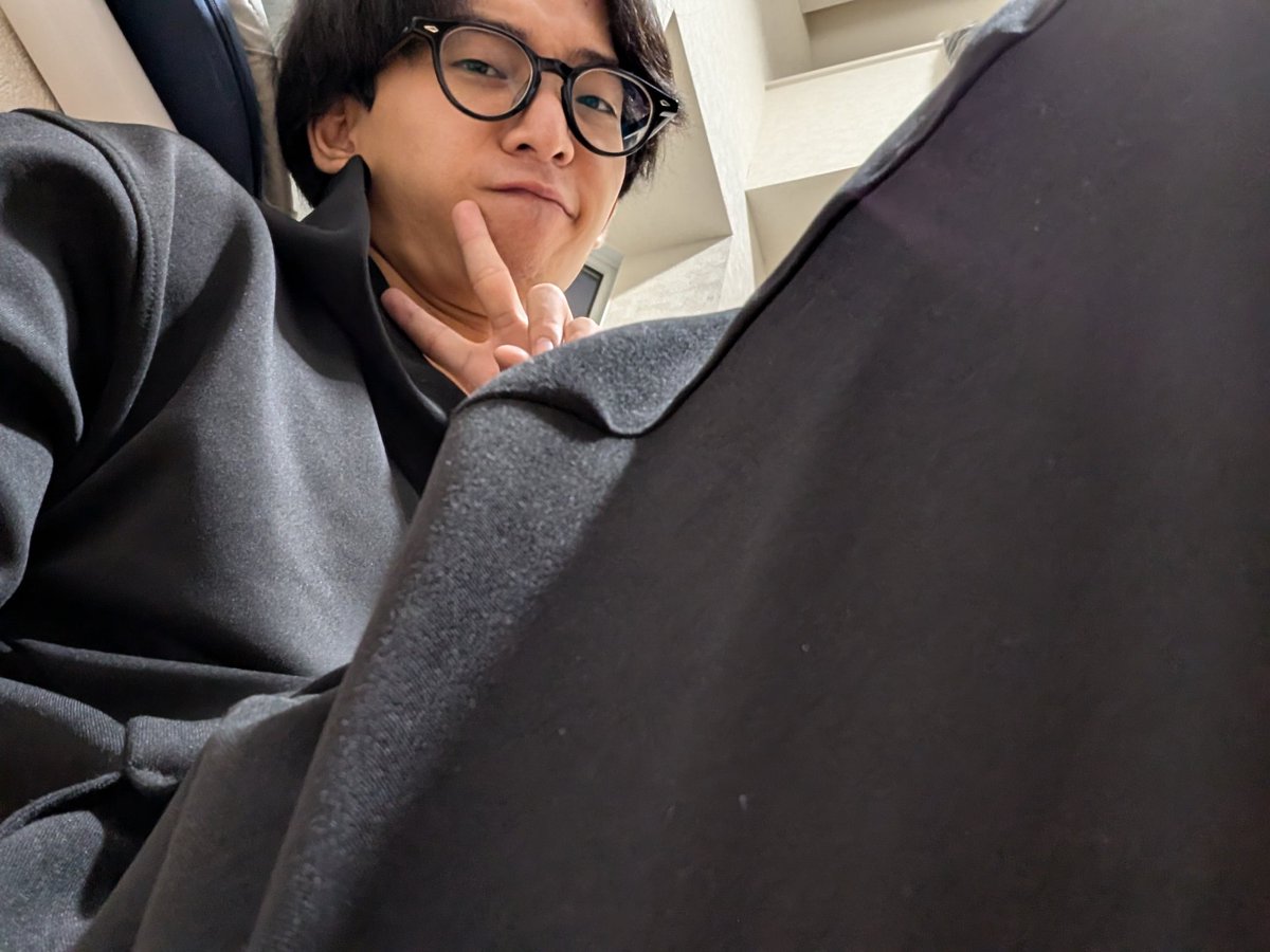 今日は全身くろの気分…！！！！
働いてくる