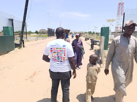 With support from <a href="/eu_echo/">EU Civil Protection & Humanitarian Aid 🇪🇺</a>  @UNHCRNigeria, the 🇳🇬<a href="/MinOfInteriorNG/">Ministry of Interior</a> and @officialNCFRMI are at border points such as Gamboru Ngala NE 🇳🇬–🇨🇲 ensuring asylum seekers have safe and unhindered access to protection and territory.