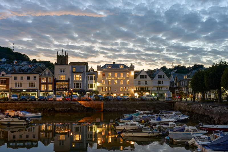 🏰 RCHDartmouth1 in Dartmouth has reopened after a stunning transformation by <a href="/StAustellBrew/">St Austell Brewery</a>  – honouring its 17th-century heritage while welcoming a new era of South West hospitality. 🏰✨

Read more: riseandshine.hale-events.com
💌 Subscribe for the region’s best good news stories!