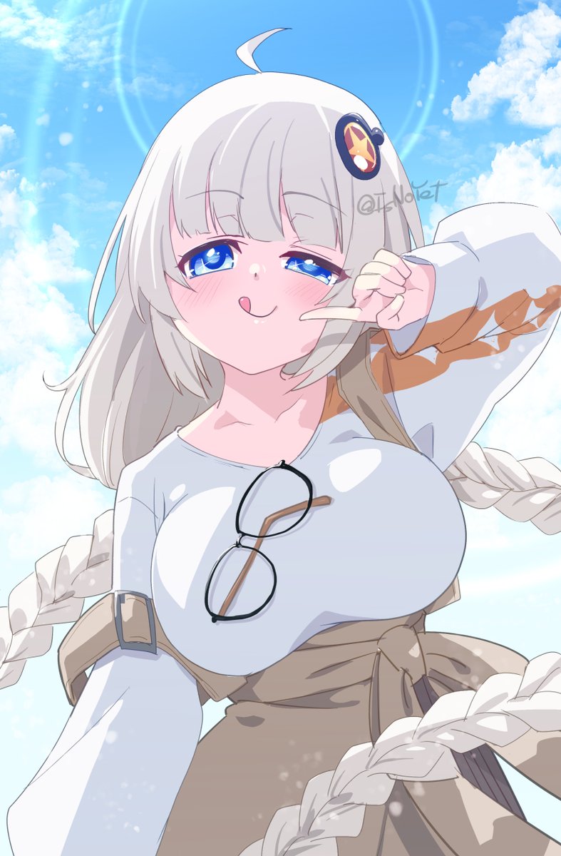 #見た人も無言で銀髪or白髪をあげる