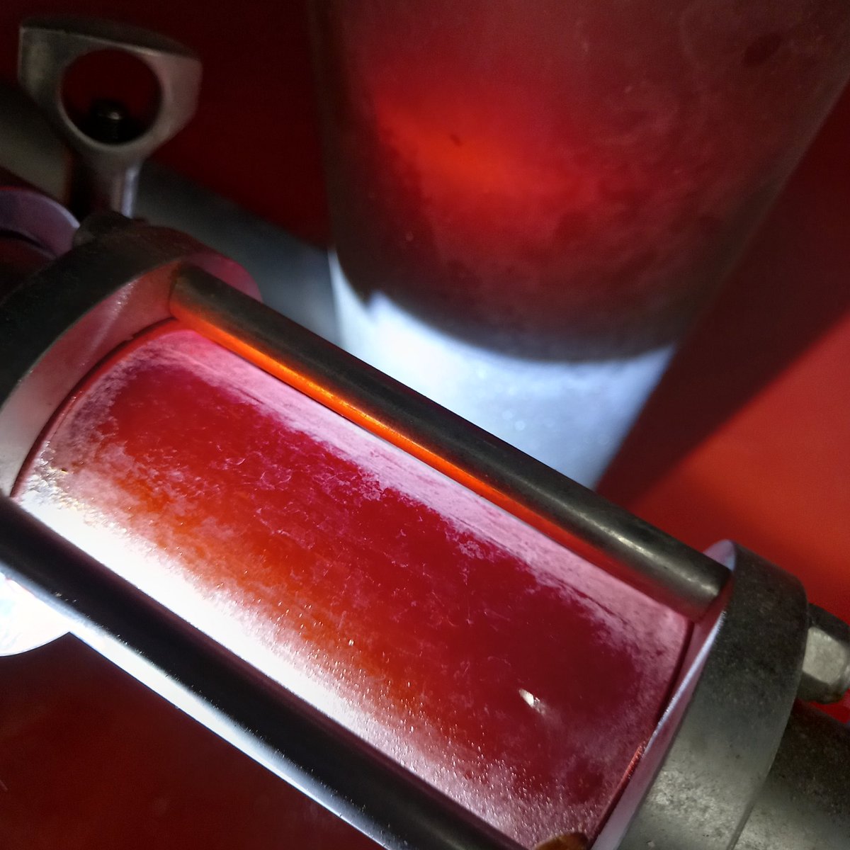 moongazerale's tweet photo. She's red #witchhare https://t.co/AQvWCbUyxD