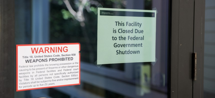 CrowdWeek's tweet image. When systems shut down, people step up.
Federal employees are crowdsourcing resources to help one another through the government shutdown.
#Crowdsource
🔗 👉govexec.com/workforce/2025… by @seanthenewsboy