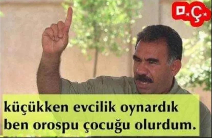 Sen her daim orospu çoçuğu bir terörist olacaksın.. Senide sevenide sikeyim...