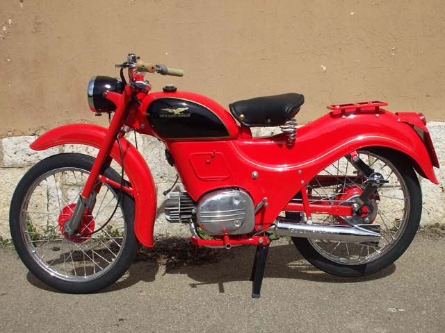 Anunci publicitari de Radio Lérida de l’any 1958. Extret de l’Arxiu Sonor de la Ràdio a Catalunya de la <a href="/UABBarcelona/">Universitat Autònoma de Barcelona</a> (<a href="/bchgUAB/">Bib. Comunicació i Hemeroteca General UAB</a> <a href="/incomuab/">InCom-UAB. Institut de la Comunicació</a>). Minut 2’46 de L'<a href="/altraradio/">L'altra ràdio</a> a rtve.es/play/audios/la…