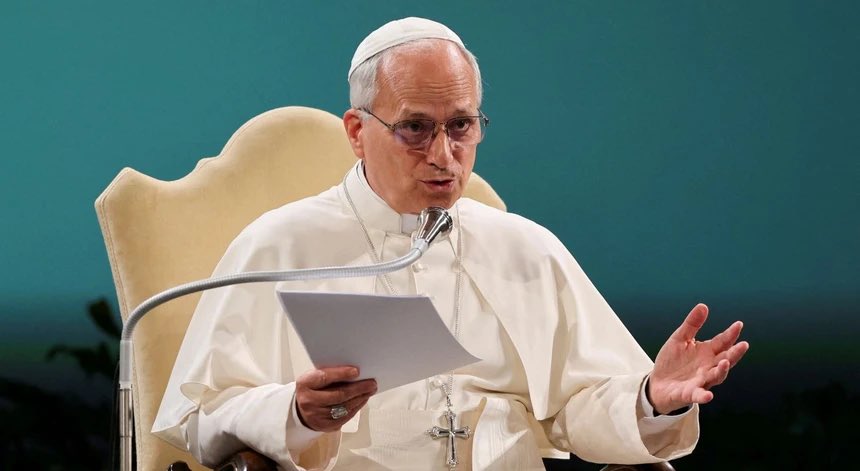 “Cada qual - quando opta pelo Evangelho - escolhe-se a si mesmo. Perde-se a si próprio e encontra-se a si mesmo. É a experiência que o demonstra: é assim que acontece!”

Papa Leão XIV