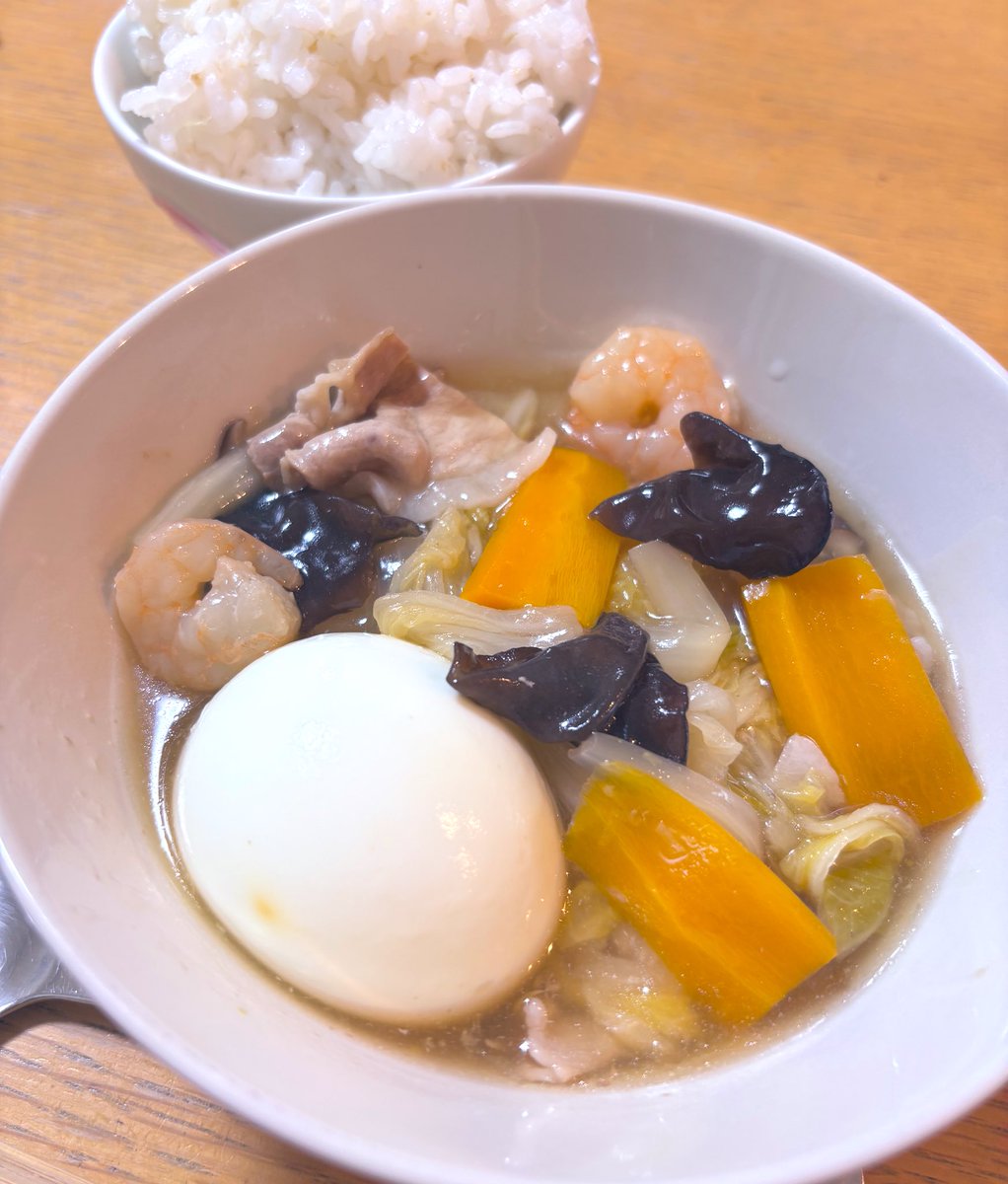 nishiko_s's tweet photo. #４毒抜き #八宝菜 

旦那さん一泊入院に🏥
今までのわたしならおそらく不安で泣いてたと思う。くよくよしなくなったのは本当にこの食生活のおかげと思う。どうしよう…じゃなく、どうにかする！な思考になってる。食を正そう。大丈夫、今ならまだ間に合う。 https://t.co/SryHWraAWf