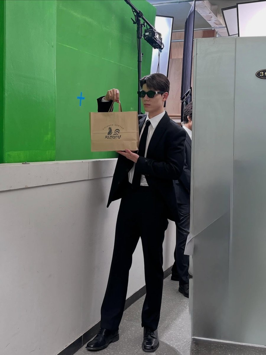 Shin’s Project Episode 3 is ready to drop! Get ready for the laughs and yes, the fried chicken delivery is on its way!