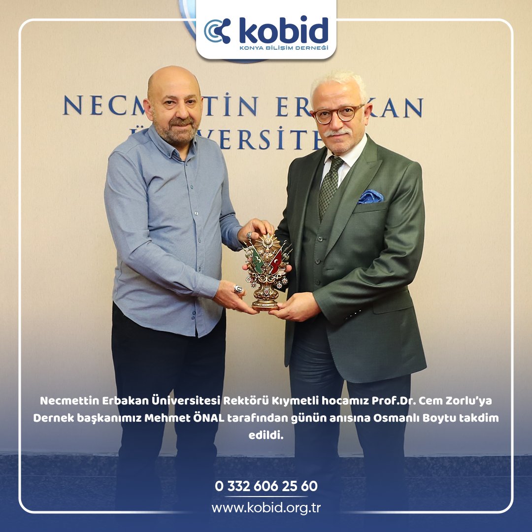 Necmettin Erbakan Üniversitesi Rektörü Kıymetli hocamız Prof.Dr. Cem Zorlu’ya Dernek başkanımız Mehmet ÖNAL tarafından günün anısına Osmanlı Boytu takdim edildi.