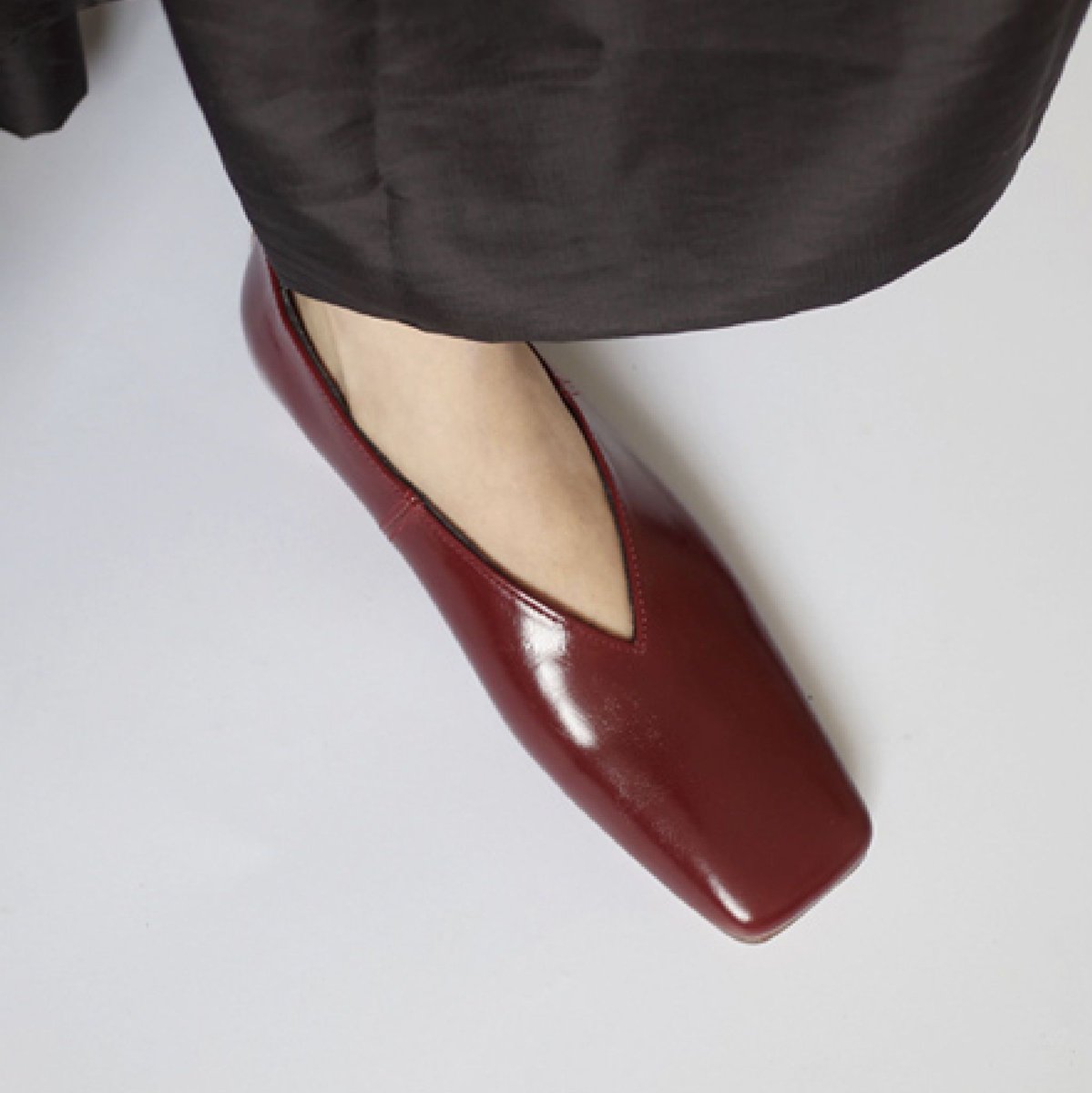 plumstore__'s tweet photo. ✼ 〰️ 𝑃𝑜𝑝𝑢𝑙𝑎𝑟 𝑆ℎ𝑜𝑒𝑠 𝐶𝑜𝑙𝑙𝑒𝑐𝑡𝑖𝑜𝑛  〰️ ✼ 

Craftsman Made Leather100% Flats Red Brown 

https://t.co/kC4sCEWLCj https://t.co/aJ1wOE66op