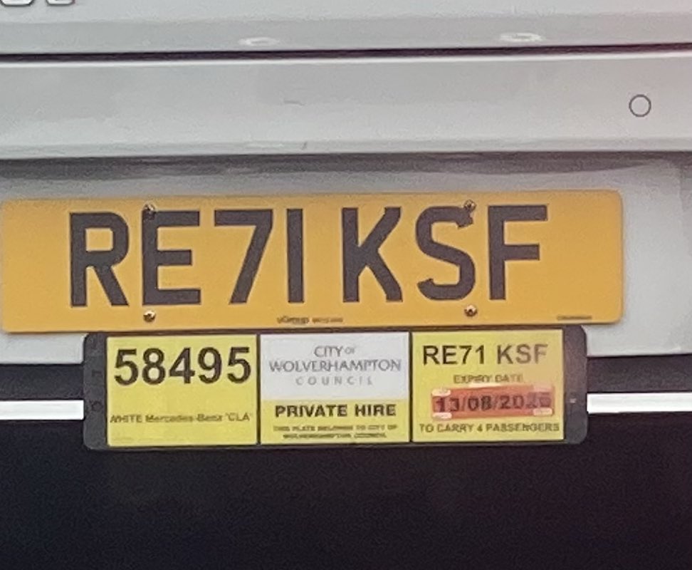 ……aaaand another one! 🤬

Very nice job that, Wolverhampton to Brentford👌🏻

And <a href="/TfLTPH/">TfL Taxi & Private Hire</a> apparently powerless bcoz it’s not licensed in London😂

In other words, a free for all.