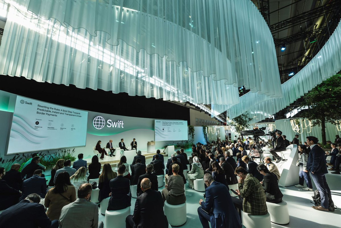 swiftcommunity's tweet image. Sibos 2025 has closed, but you can still catch some of the action from the final day’s sessions.

Industry experts discussed a wide range of topics, including how to harness AI’s full potential while maintaining trust, and the secret to reducing customer experience friction…