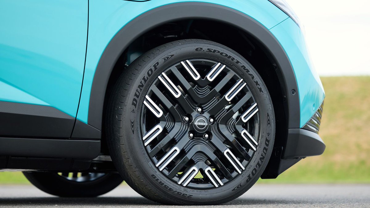 The all-new Nissan LEAF launches in Japan📣Featuring an aerodynamic design, intuitive tech and power to keep you on the go, the LEAF is ready to be your perfect travel partner. 

More about our latest #EV that’s already turning heads: nissan-global.com/EN/COMPANY/EVE…
#Nissan #ReNissan