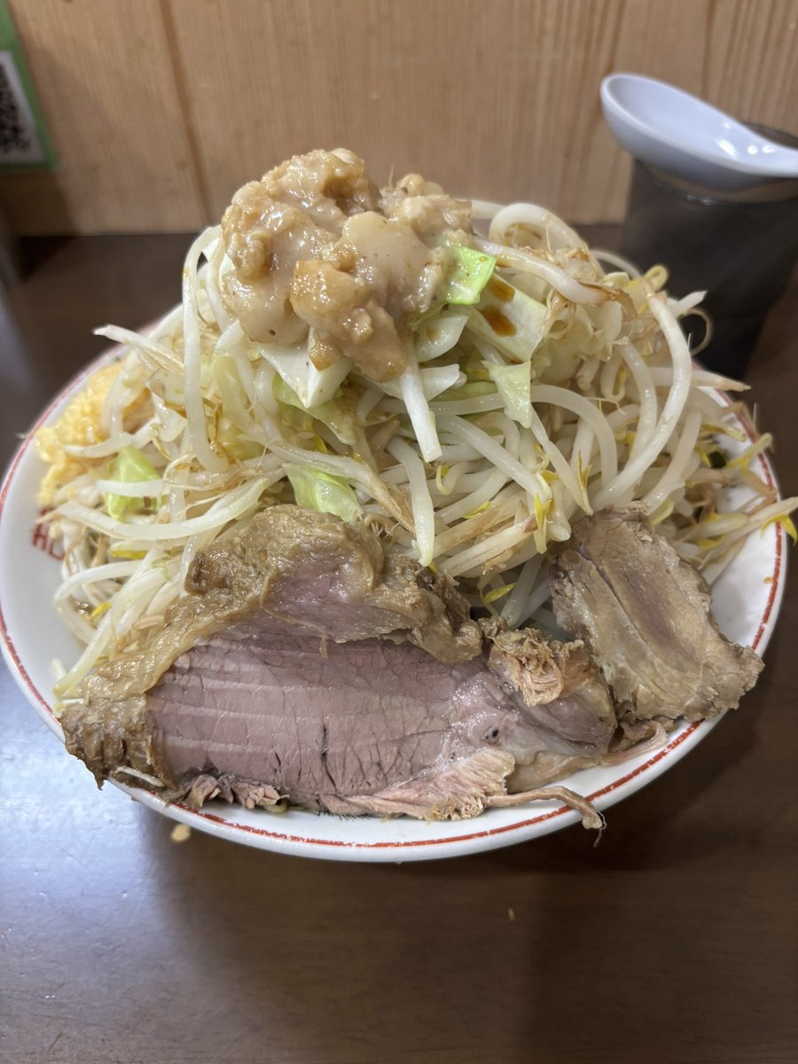 jksm_masaki_fan's tweet photo. NO MASAKI NO LIFE！

らーめんOc
YmNA

スープが超絶うめぇーーーー😆
麺は言うまでもなく😆😆

すーさんとみねくんのコンビもいい感じになってきましたねー✨
頑張ってください🔥🔥🔥

すーさん、みねくん、ごちそうさまでした✨
RAMEN SAVE THE WORLD😊

自家製麺まさき https://t.co/zIpSpOhFkb