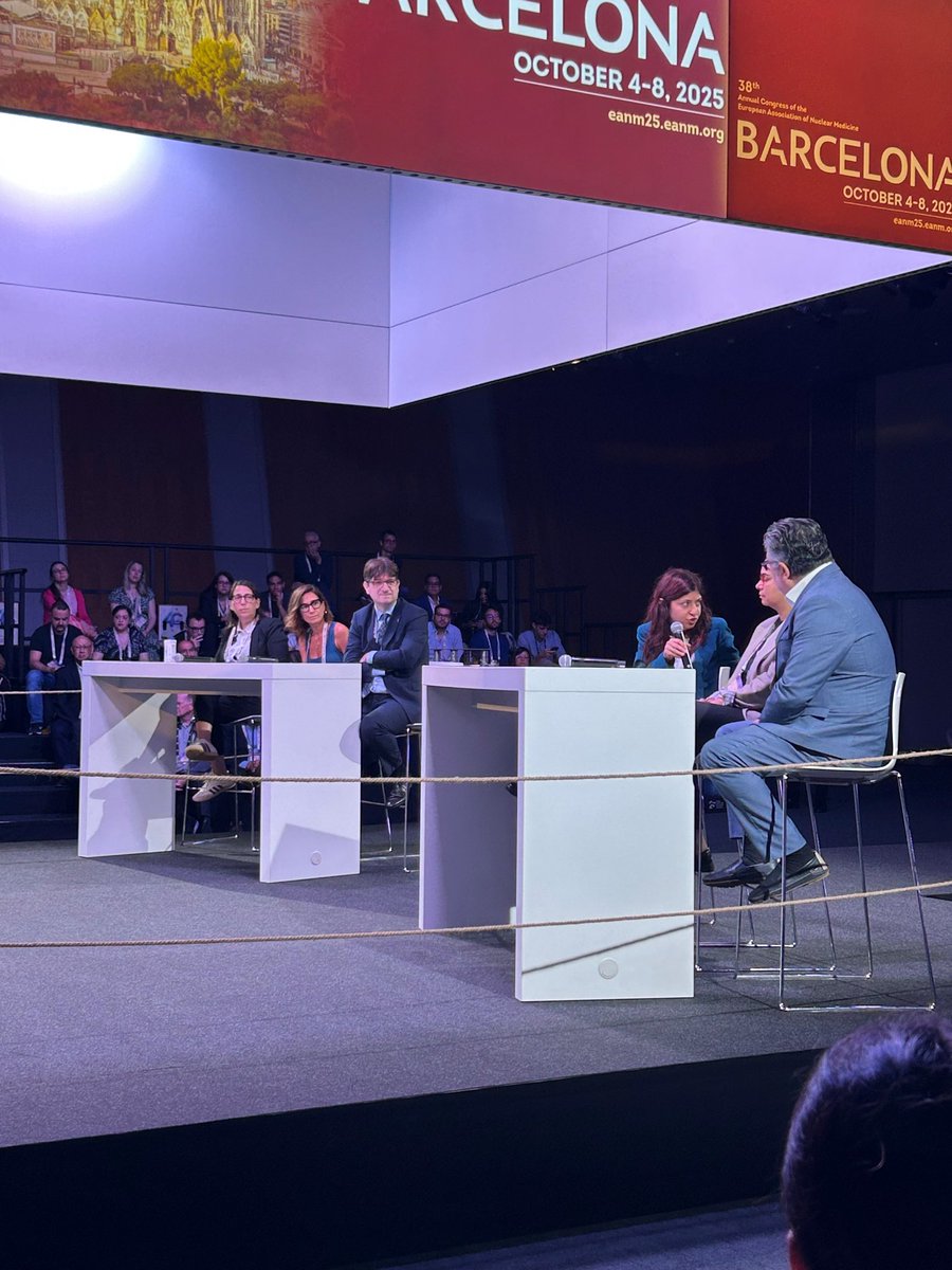 petups_bego's tweet photo. I feel grateful and proud to have taken part in this discussion session with colleagues I consider role models @EANM_NucMed #eanm25 https://t.co/ES6wBfIrSc