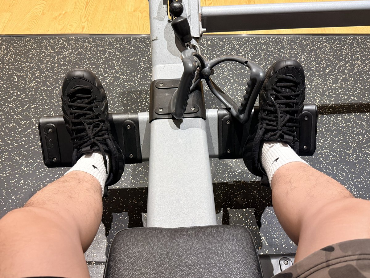 Like him tweet media