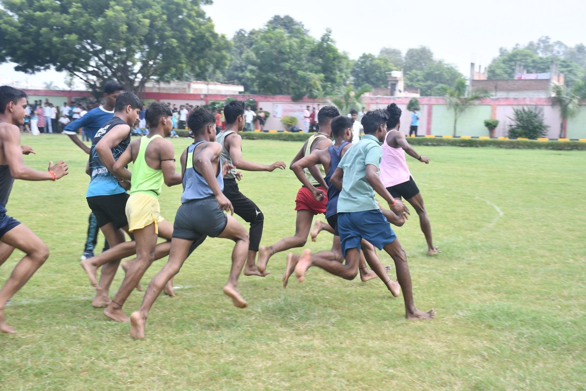 mybkannauj's tweet photo. Glimpses of Block level sports program organized by Mera Yuva Bharat Kannauj at Kannauj Public School .
#sports #kheloindia #blocksports
@MYBharatHQ @YASMinistry @mybharat_up @dm_kannauj https://t.co/we2aAPi7LP