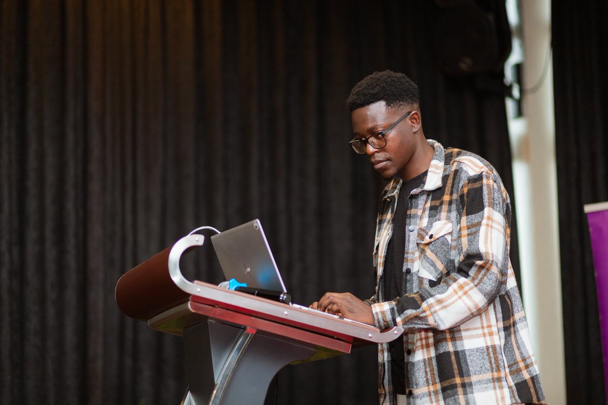 blackie_360's tweet image. Over the weekend, I shared a session on building an AI Agent with the Vercel @aisdk at @renderconke 2025
Got hit with a few rate limit errors from the AI gateway 😅 but it was all about sharing what I got after experimenting with AI SDK