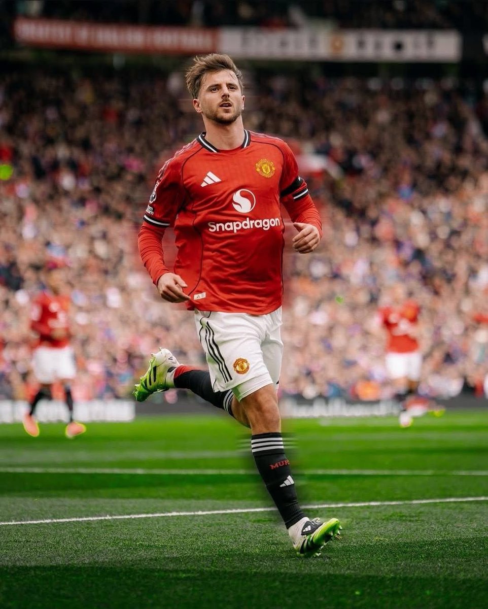 Utd_Forever7's tweet image. ⚡️💨🔴♥️

#MUFC