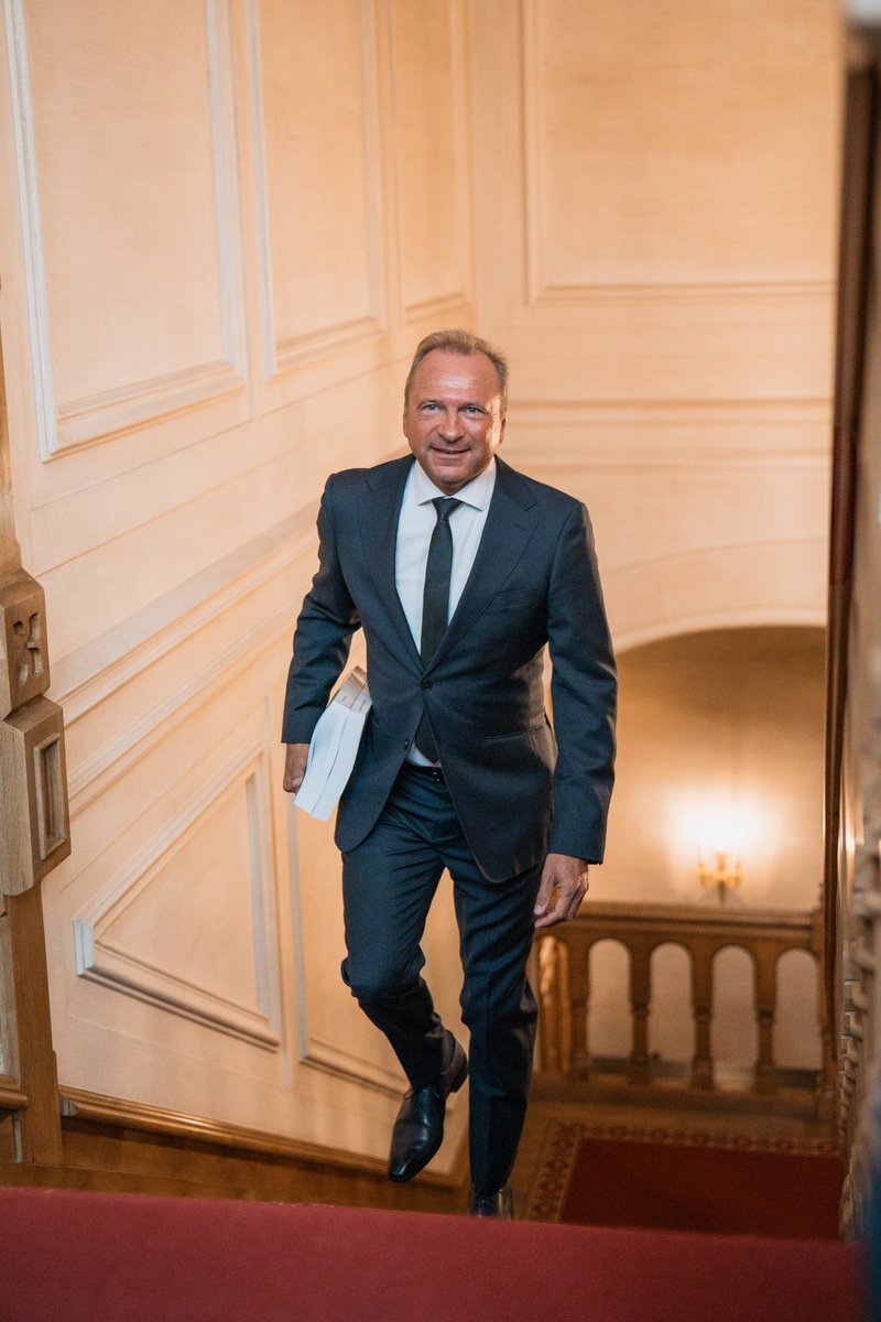 Gilles Roth tweet media