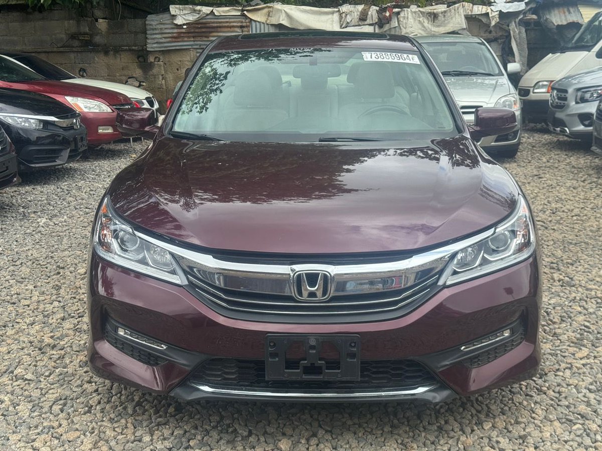 Fourwheelsautos's tweet image. Foreign Used 🇺🇸 2016 Honda Accord — super clean &amp; sharp! 💎
💰 17M | Duty: ✅ Original Docs
📍 #Abuja

Reliable, stylish, and built to last.
📲 WhatsApp 👉 09030740869

#HondaAccord #BuyAndDrive #fourwheelsautos