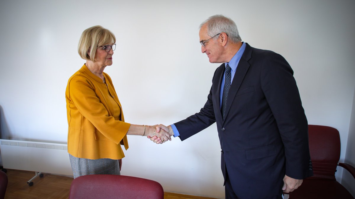 OSCEBiH's tweet photo. #OSCEBiH Amb. Rick Holtzapple met with RS Chief Prosecutor Željka Radović to discuss protection of prosecutorial independence, pressures on judicial institutions, and explore avenues for ensuring effective action against corruption and organized crime. https://t.co/7yNhtQvL1k