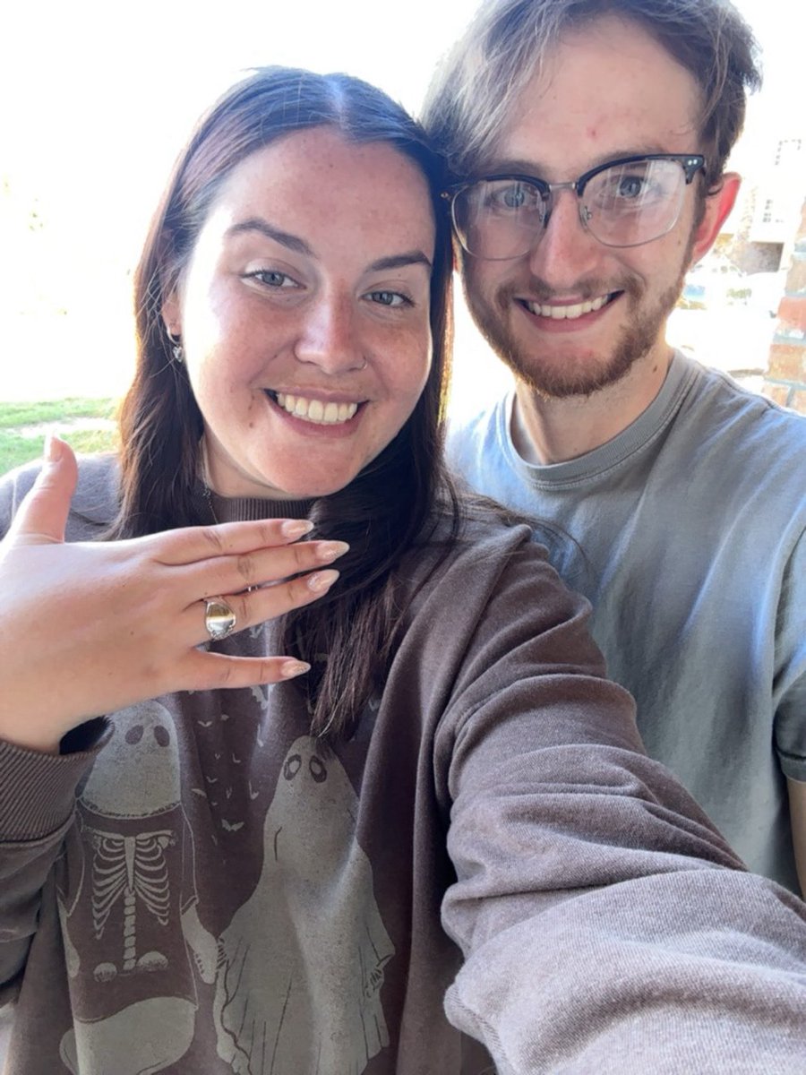 raleighleee's tweet photo. Fiancé Era 💌 💖💍 https://t.co/s0hVa8RJIt