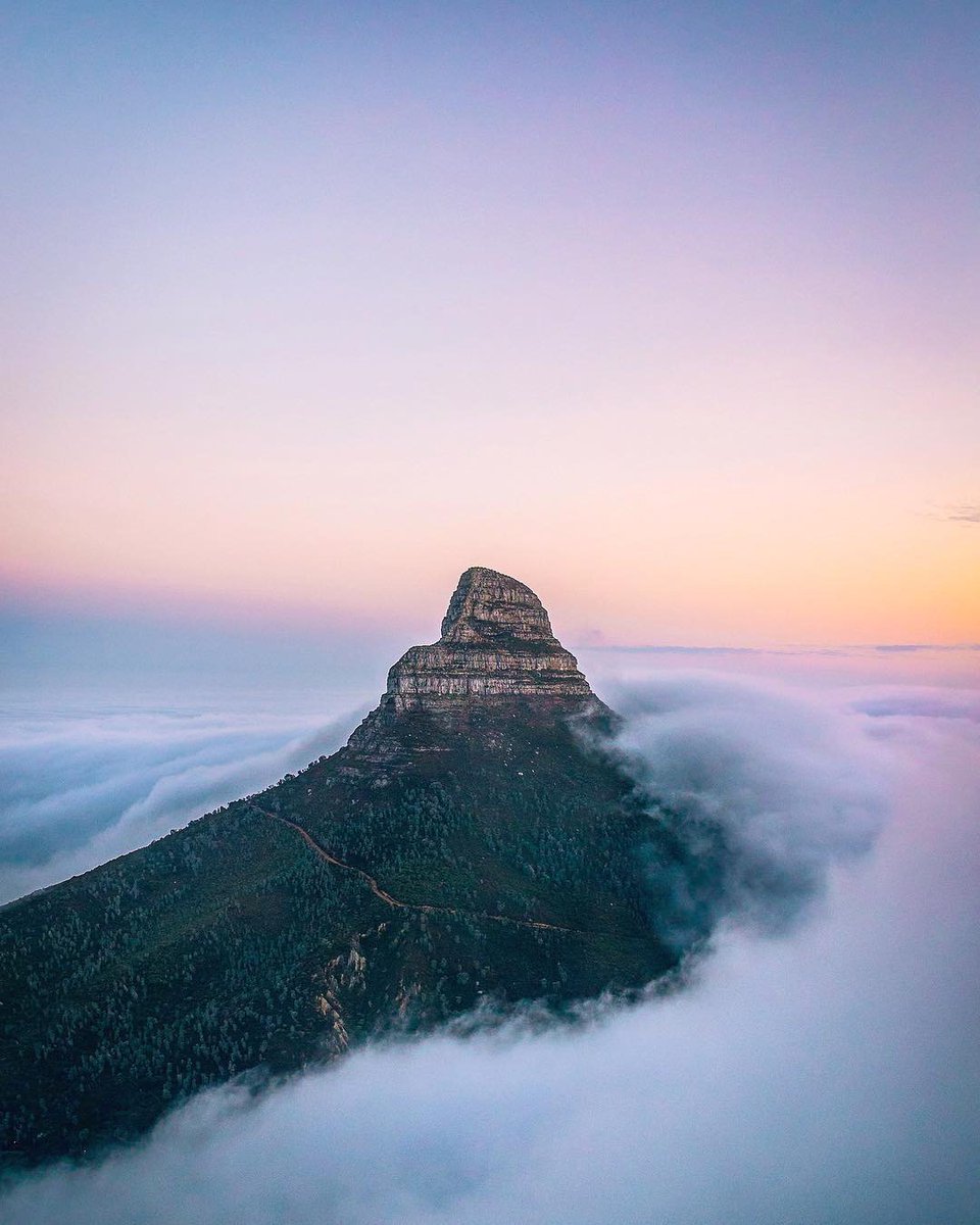 Clouds surrounding Kloof Corner, South Africa ☁️
