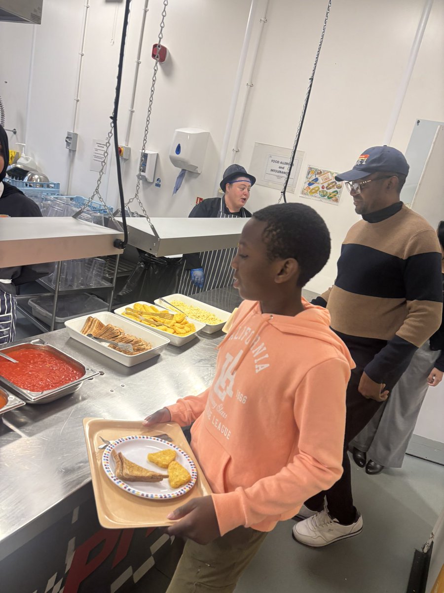 MarshfieldPS's tweet photo. Thank you to our VIP Nourish &amp; Flourish children and their families for attending our Fresh Start breakfast. The dedication and commitment you show to our programme ensures your children make transformational progress #MPSEnglish @CATAcademyTrust https://t.co/lbis2GjU4Q