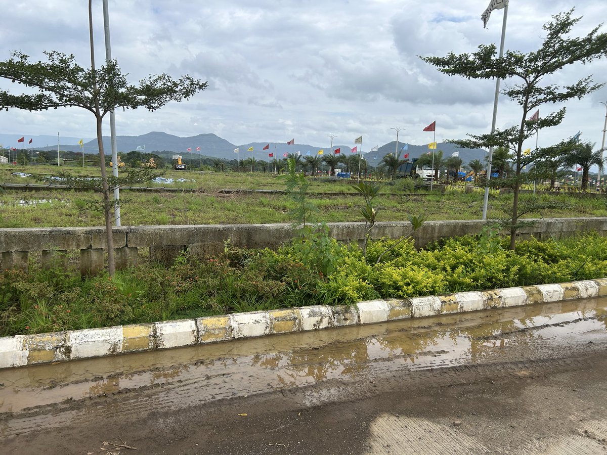 For best Investment opportunity in Bunglow plots and NA plots with individual 7/12 Extract in an integrated gated community in Third Mumbai (Panvel Extension) contact us on 8849808124 Horizon Homes
#RealEstate #villa #mumbai