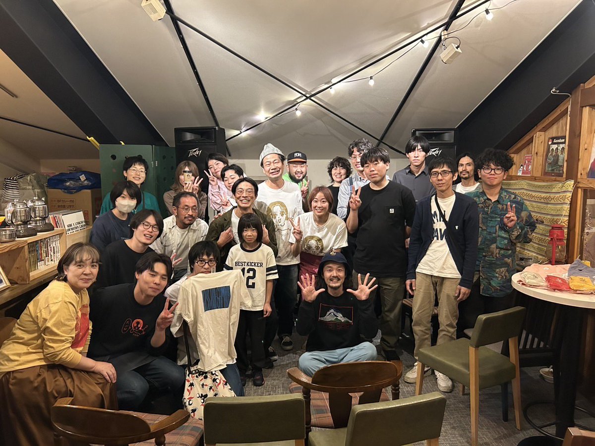 10/5「キスギャンのきまぐれライブ」
ありがとうございましたー
こんな素敵な日曜日パーティ、チャイベヤでできて最高でした！
またみなさんとお会いしたいです♪