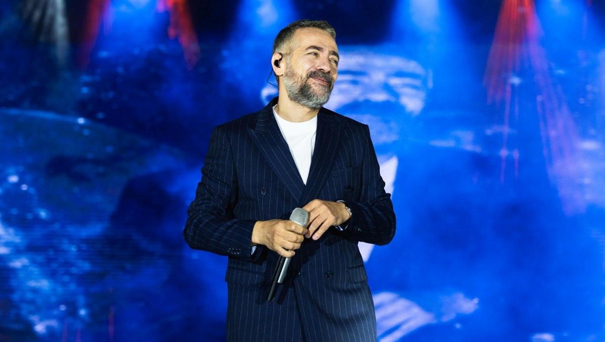 magnusmagazin's tweet image. Karadeniz müziğinin sevilen sesi Resul Dindar, Malatya Kültür Yolu Festivali'nde hayranlarıyla buluştu. Unutulmaz anların yaşandığı konserde Volkan Konak da anıldı.
#ResulDindar #KültürYoluFestivali #Malatya