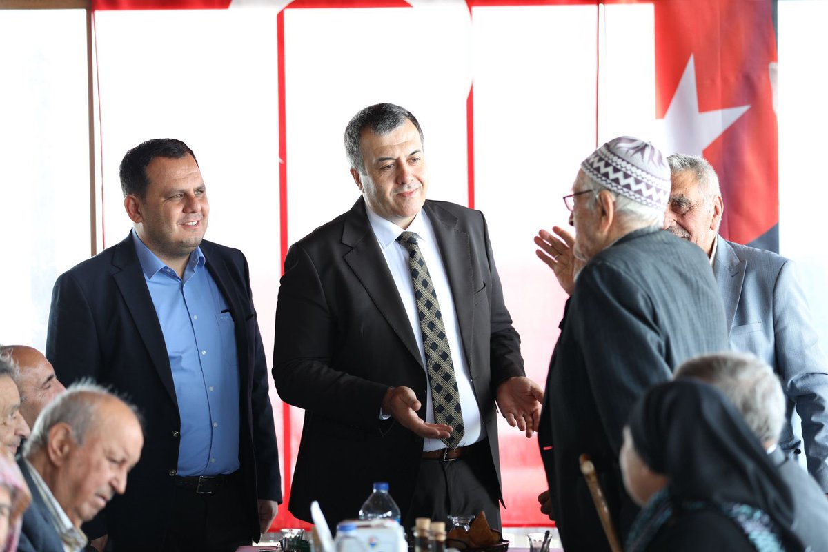 DalamanBld's tweet photo. 1 Ekim Dünya Yaşlılar Günü dolayısıyla düzenlediğimiz kahvaltı programında Belediye Başkanımız Sezer Durmuş, Kaymakamımız Mesut Yakuta, Belediye Başkan Yardımcılarımız Rıza Kurt ve İlhan Kural, kıymetli büyüklerimizle bir araya geldi. https://t.co/4QxsH6NRgK