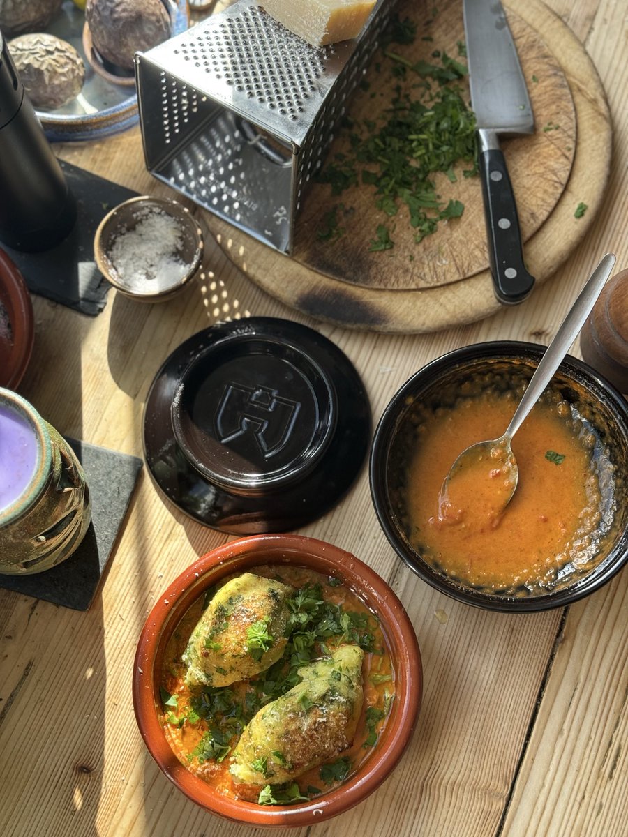 Got any leftover Mash potato

Here mash met crushed garlic &amp; finely chopped parsley &amp; grated Parmesan , rolled into rugby ball shapes and dusted with more Parmesan, then air fried for 15 minutes 200c. I served the golden wonders on a bed of homemade Chilli Sauce

#LoveLeftovers